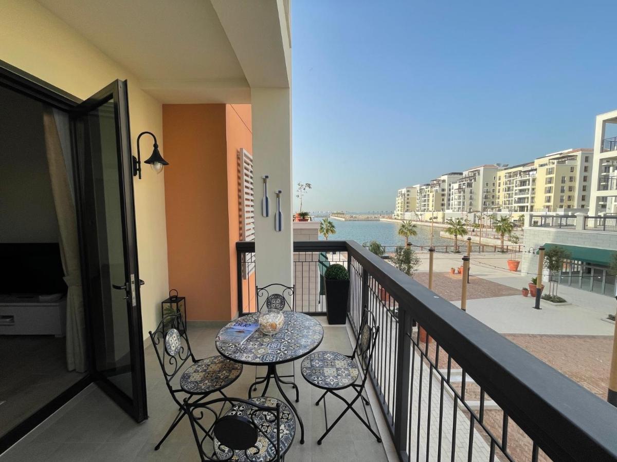 Ultimate Stay - 4 Beds - La Mer - Sunset Marina View Dubai Buitenkant foto